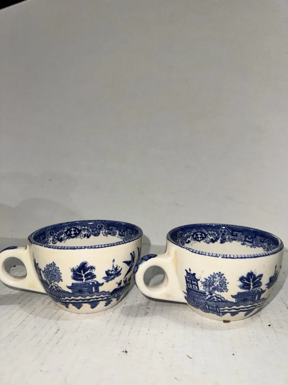 Vintage Blue Willow China Cups Pair Loop Handles Pagoda Blue White Tea Cups